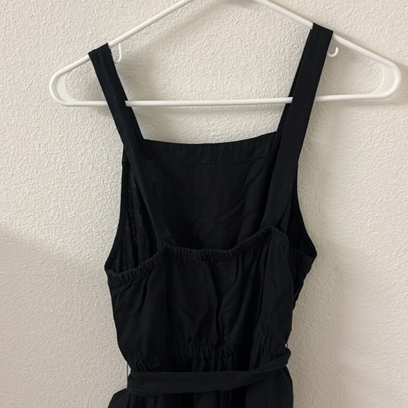Black apron front wide leg romper size xs - Picture 4 of 5